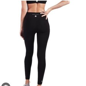 Vuori Pace Performance Leggings | Running Workout Yoga | Small